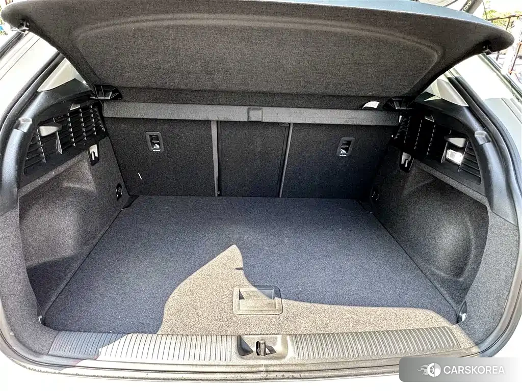 Audi Q2L 2024 Белый из Китая, фото 5