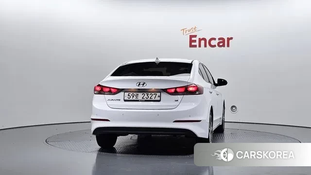 Hyundai Avante AD id 3024611 из Кореи 14