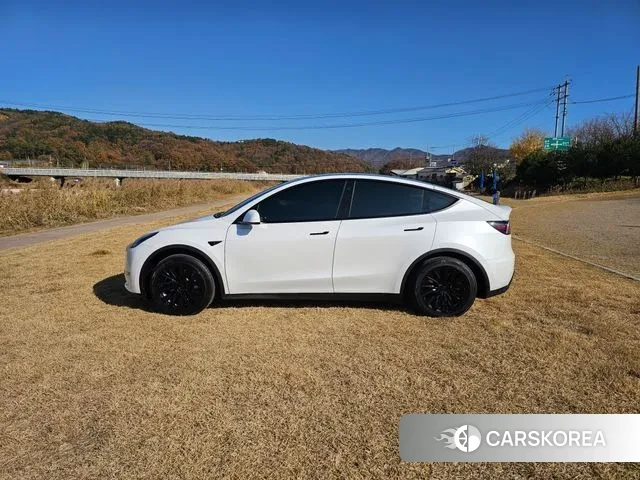 Tesla Model Y id 3398986 из Кореи 14