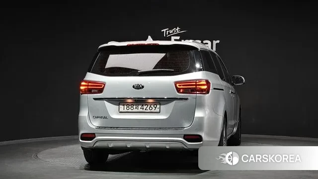 Kia The New Carnival id 3515085 из Кореи 14