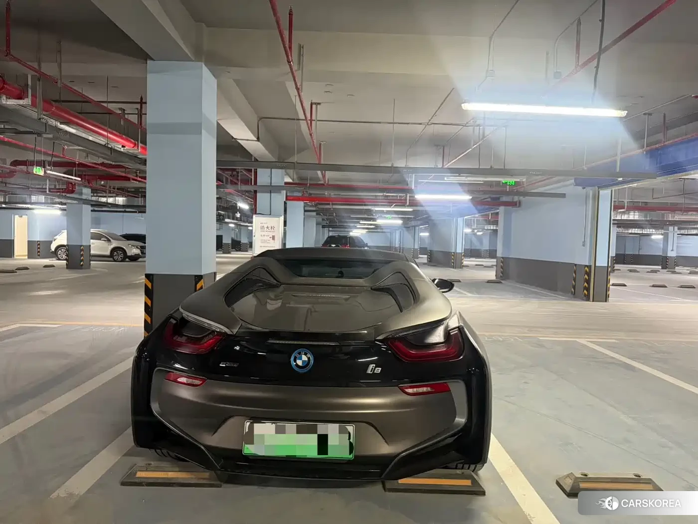 BMW i8 2020 Silver/gray из Китая, фото 4