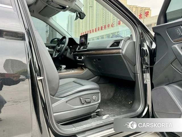 Audi Q5L id 4300032 из Китая 12