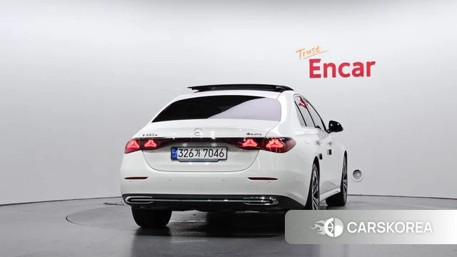 Mercedes-Benz E-Class W214 id 4617641 из Кореи 28