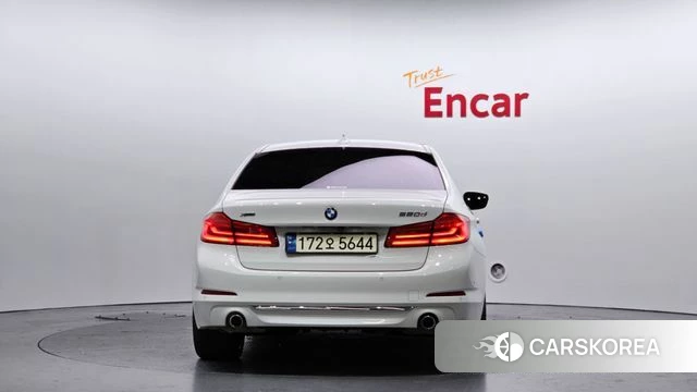 BMW 5 Series (G30) id 4543041 из Кореи 26