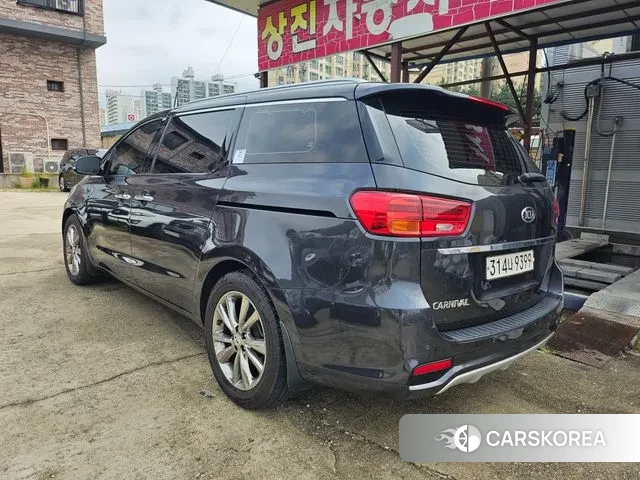 Kia The New Carnival id 3098273 из Кореи 14