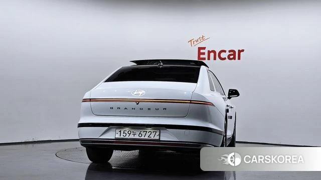 Hyundai Grandeur (GN7) id 4395378 из Кореи 27
