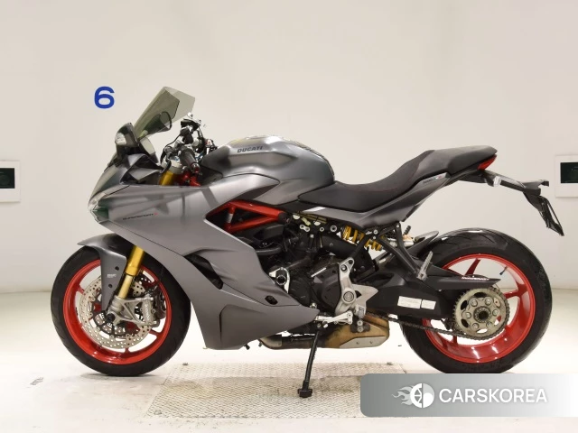 Ducati SUPERSPORT S 2019 из Японии