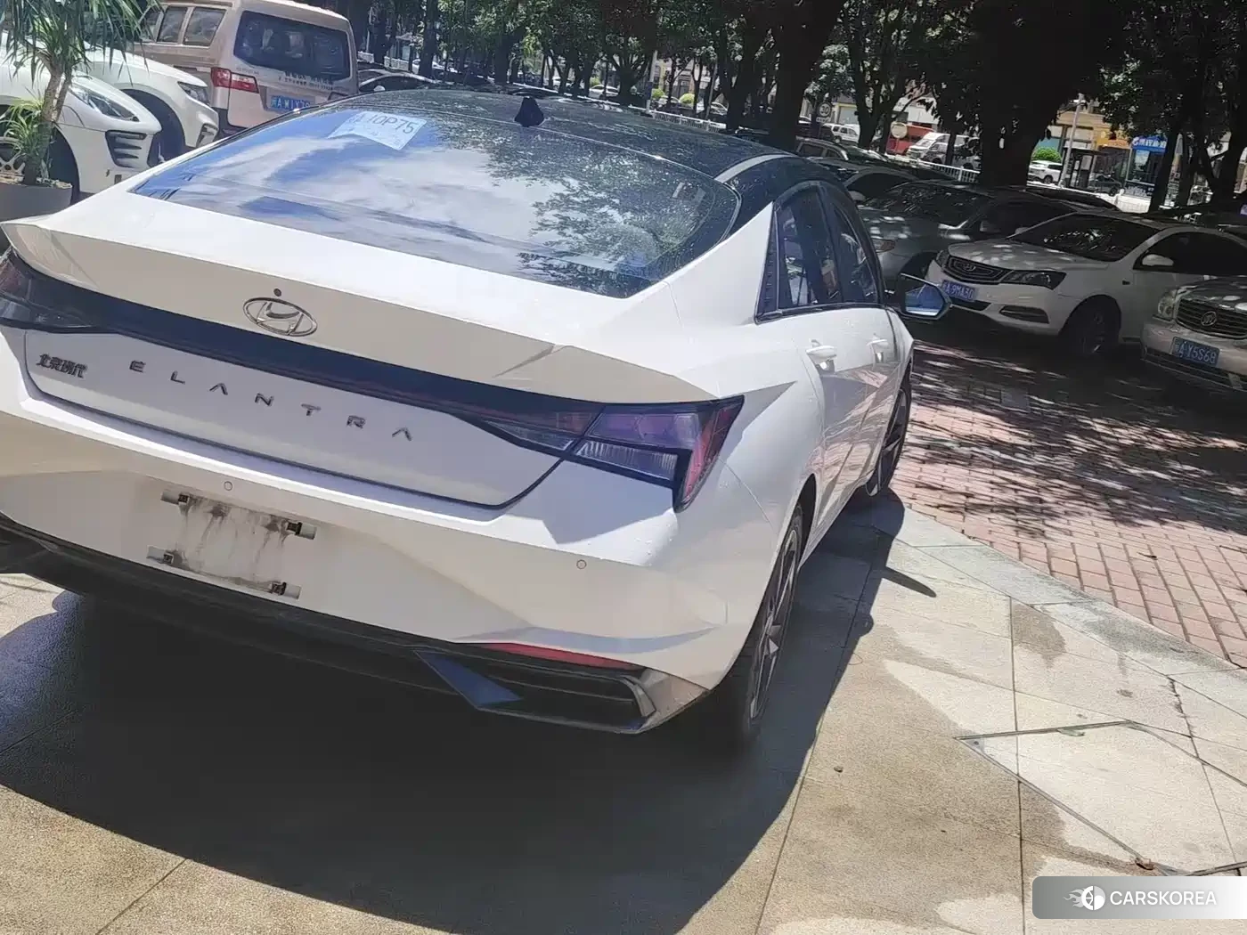 Hyundai Elantra 2022 Белый из Китая, фото 4