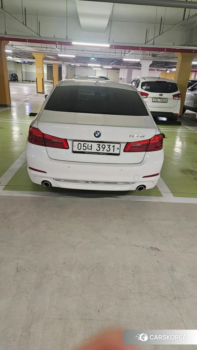 BMW 5 Series (G30) 2018 Белый из Кореи, фото 5