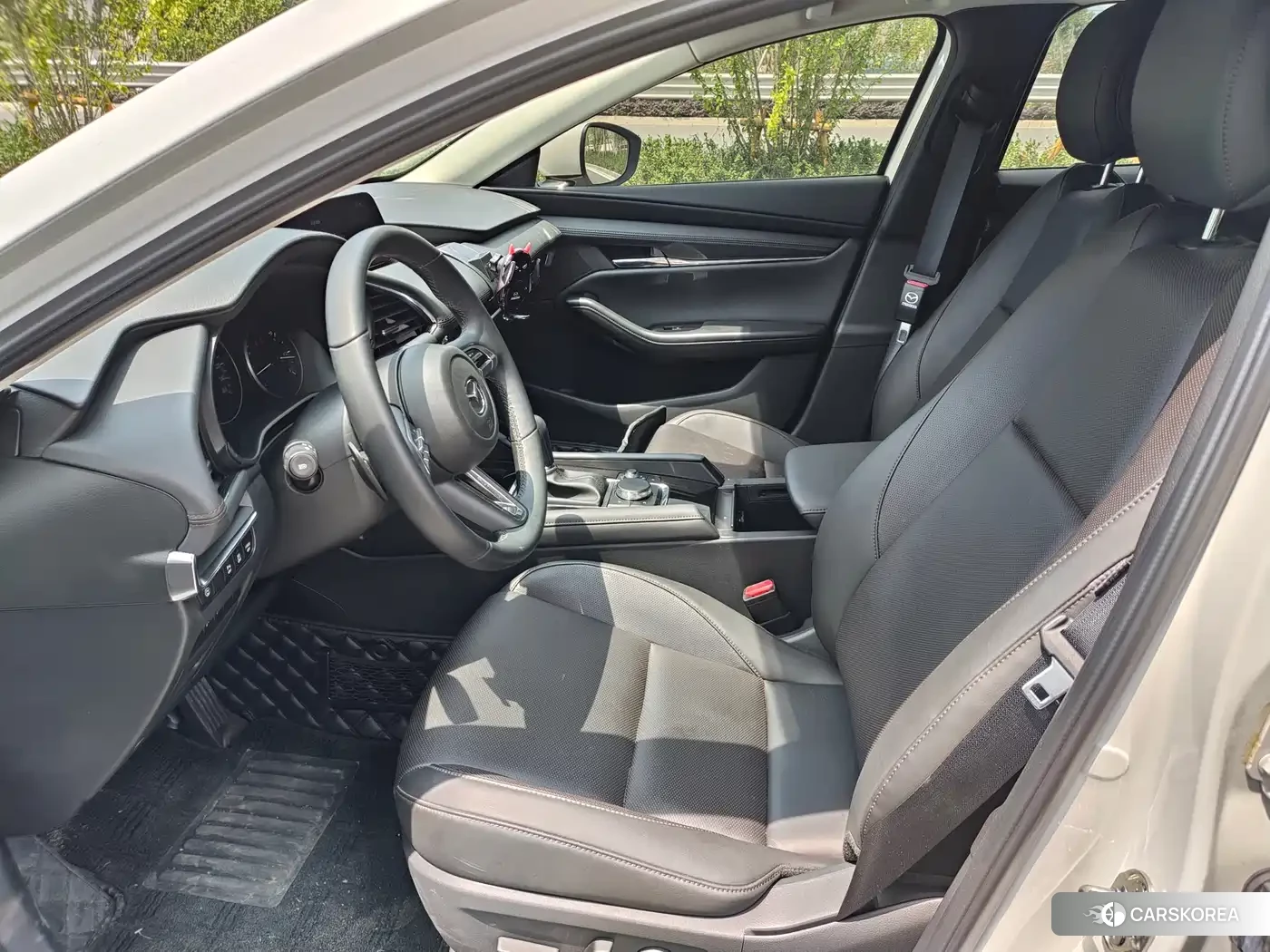 Mazda 3 2024 Белый из Китая, фото 4