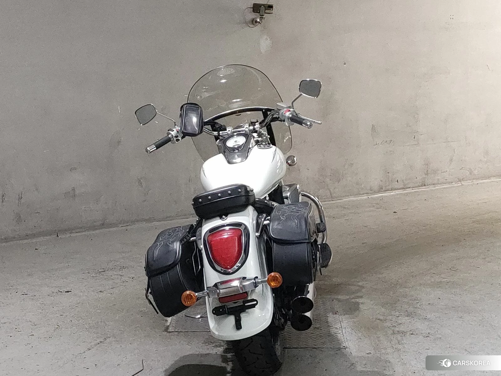 Проданный Suzuki INTRUDER 400 CLASSIC 2012 из Японии