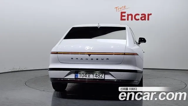 Hyundai Grandeur (GN7) id 2925978 из Кореи 14