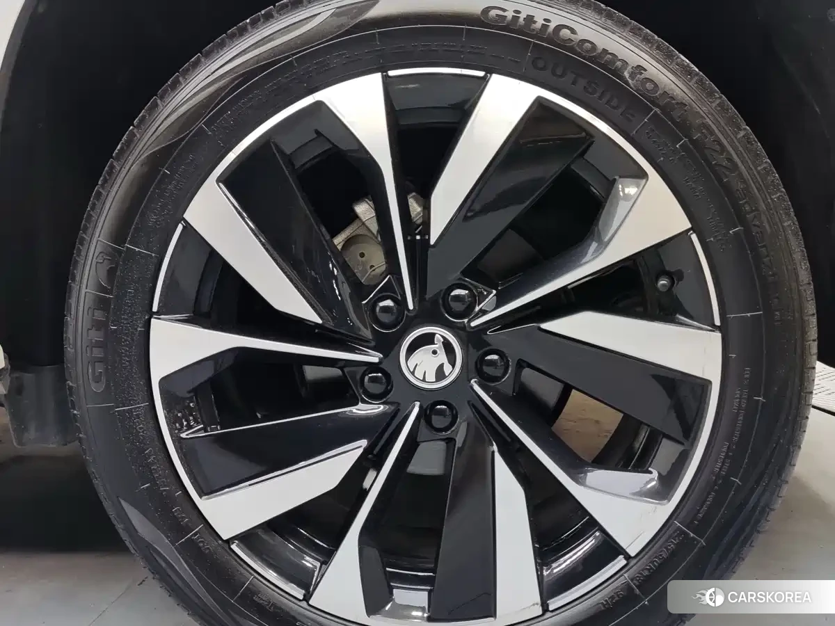 Skoda Karoq id 4679554 из Китая 13