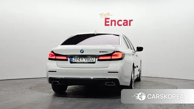 BMW 5 Series (G30) id 3686474 из Кореи 14