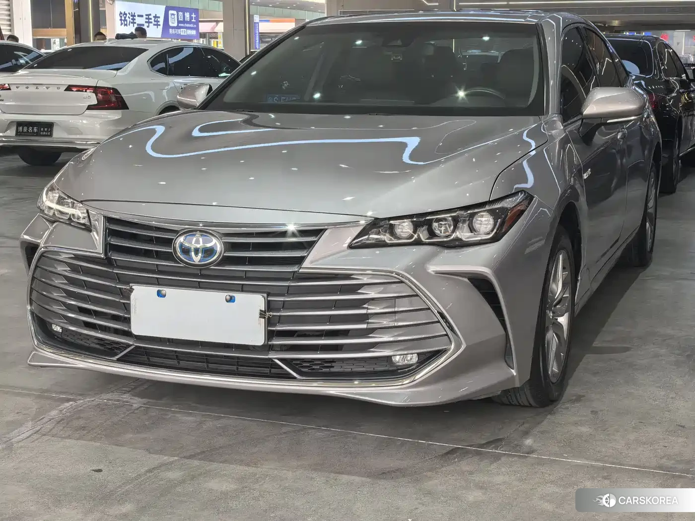 Toyota Avalon 2022 Champagne/brown из Китая, фото 5