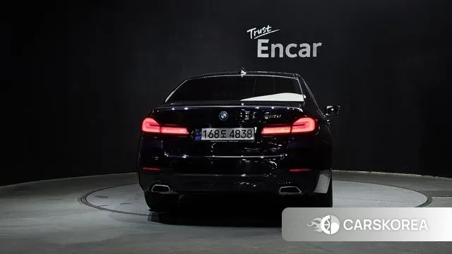 BMW 5 Series (G30) id 3348303 из Кореи 14