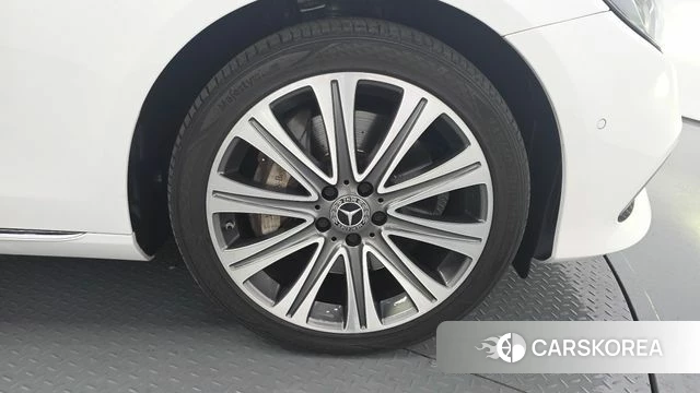 Mercedes-Benz E-Class W213 id 4754765 из Кореи 27