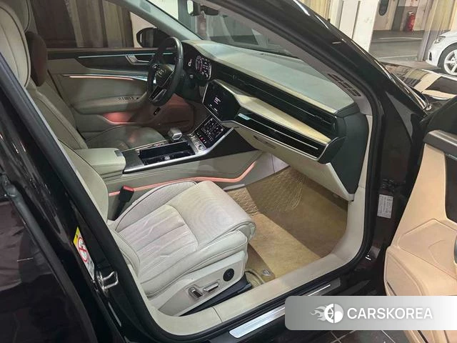 Audi A6L id 4260254 из Китая 15