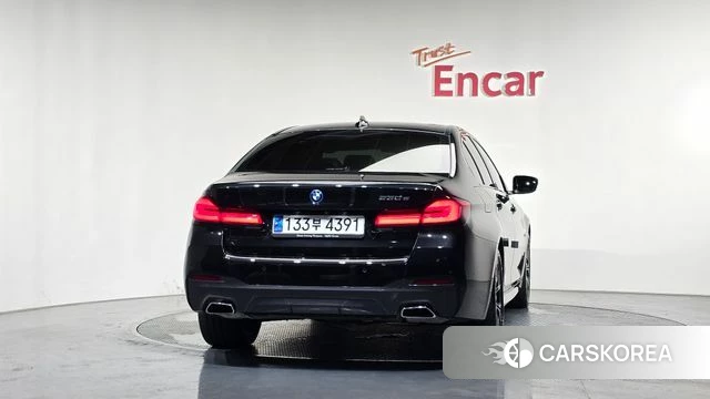 BMW 5 Series (G30) id 4720395 из Кореи 26