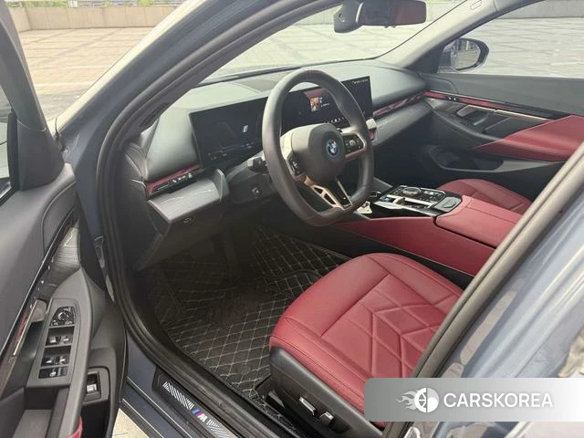 BMW i5 id 4353123 из Китая 14