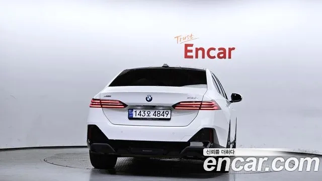 BMW 5 Series (G60) id 2878713 из Кореи 14