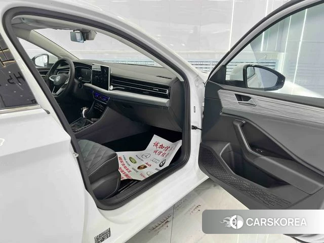 Volkswagen Sagitar id 4314360 из Китая 15