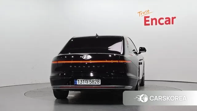 Hyundai Grandeur Hybrid (GN7) id 3022151 из Кореи 14