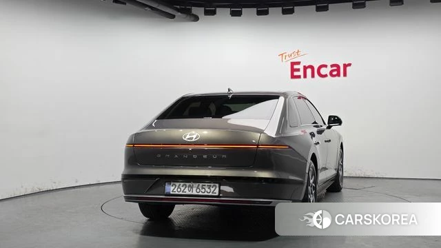 Hyundai Grandeur (GN7) id 3896520 из Кореи 14
