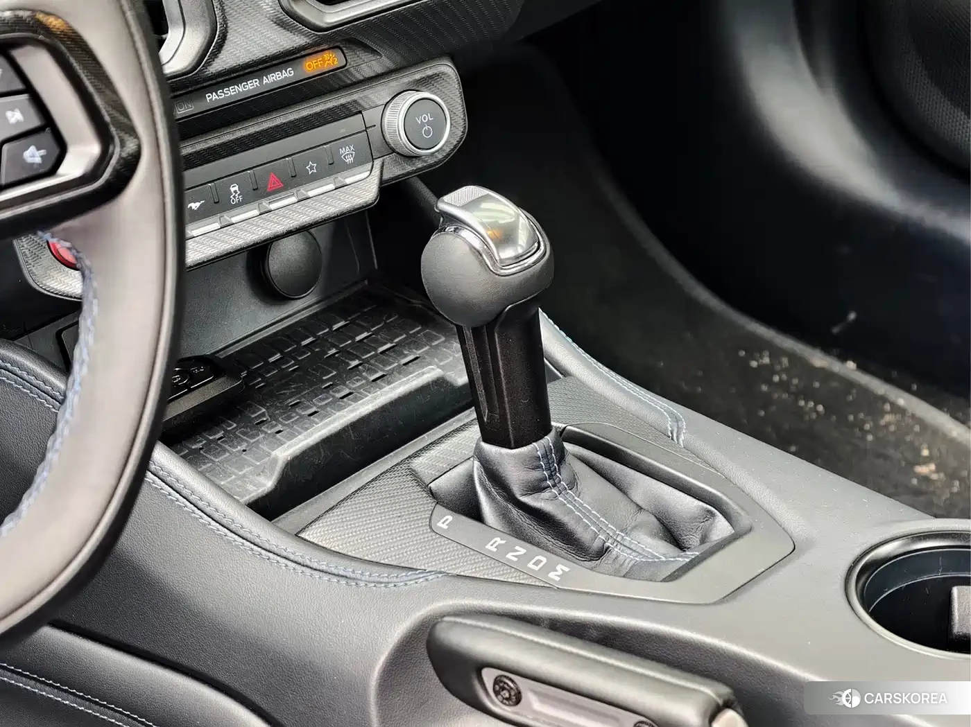 Ford Mustang 2024 Silver/gray из Китая, фото 4
