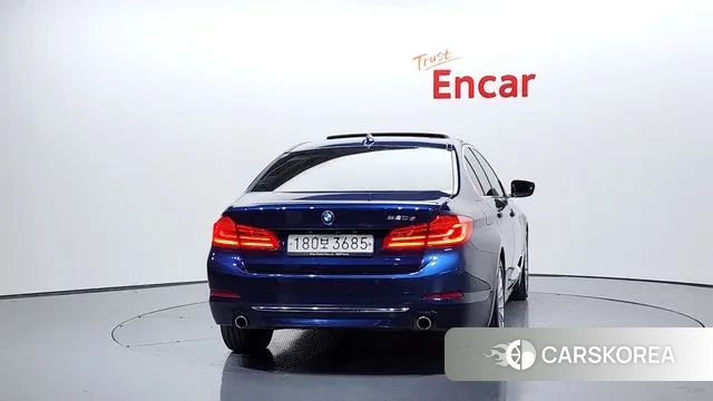 BMW 5 Series (G30) id 3504823 из Кореи 14