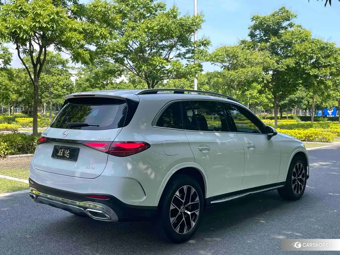 Mercedes-Benz GLC 2023 Белый из Китая, фото 5