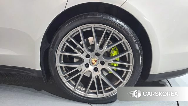 Porsche Panamera (971) id 3877309 из Кореи 14