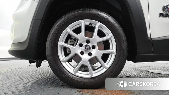 Jeep Renegade id 4383093 из Кореи 24