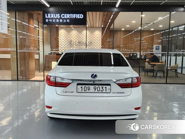 Lexus New ES300h id 4435741 из Кореи 13