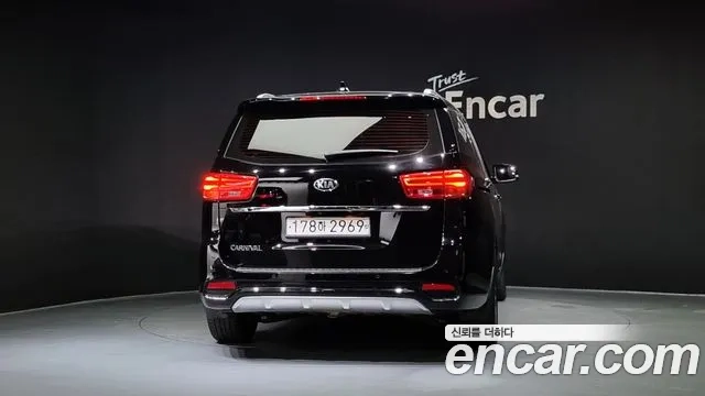 Kia The New Carnival id 2896368 из Кореи 14