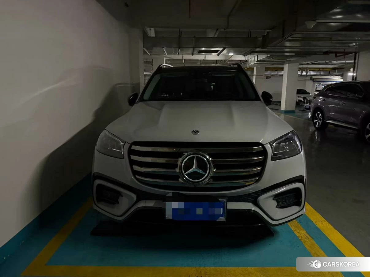 Mercedes-Benz GLS 2023 Белый из Китая, фото 4