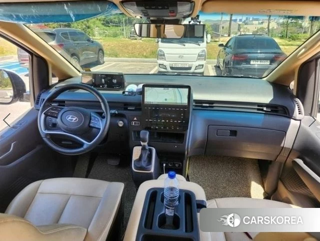 Hyundai Staria 2025 Белый из Кореи, фото 5