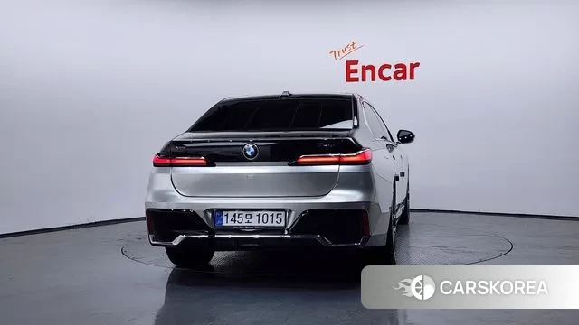 BMW 7 Series (G70) id 3576030 из Кореи 14