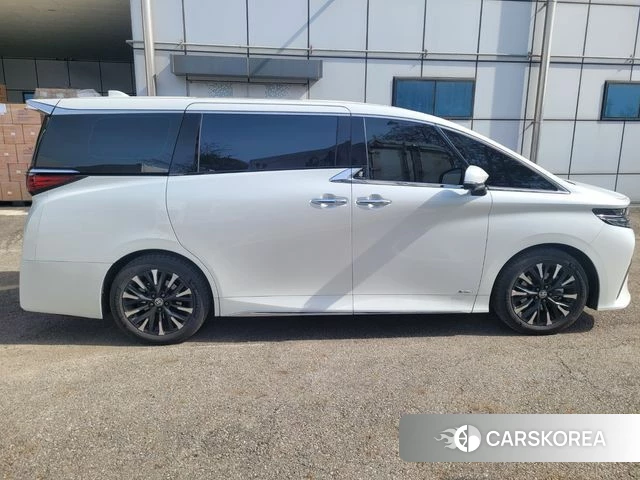 Toyota Alphard 4th Generation 2025 Белый из Кореи, фото 4