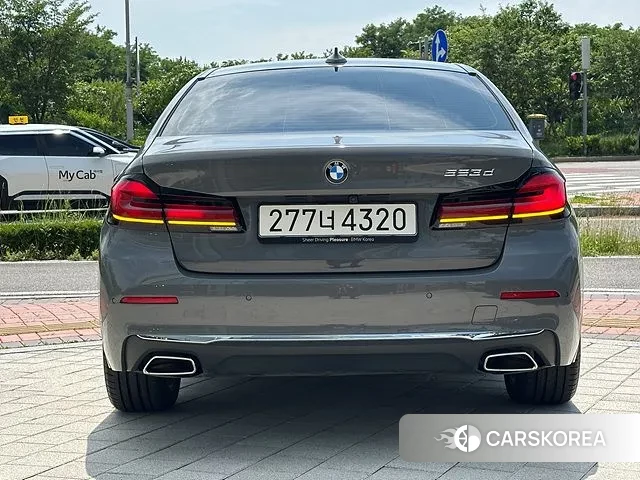 BMW 5 Series (G30) id 2890993 из Кореи 14