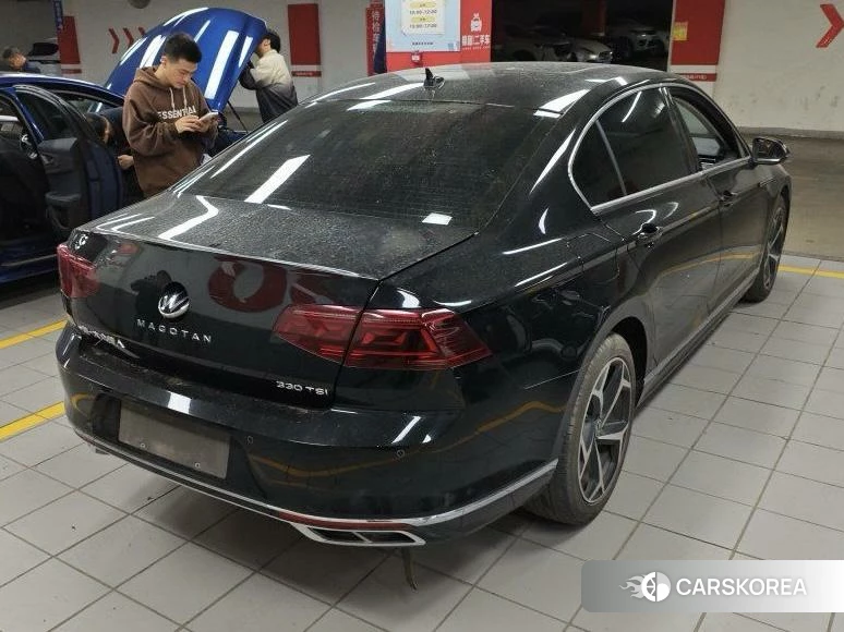 Volkswagen Magotan 2022 Черный из Китая, фото 4