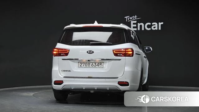Kia The New Carnival id 4435451 из Кореи 14