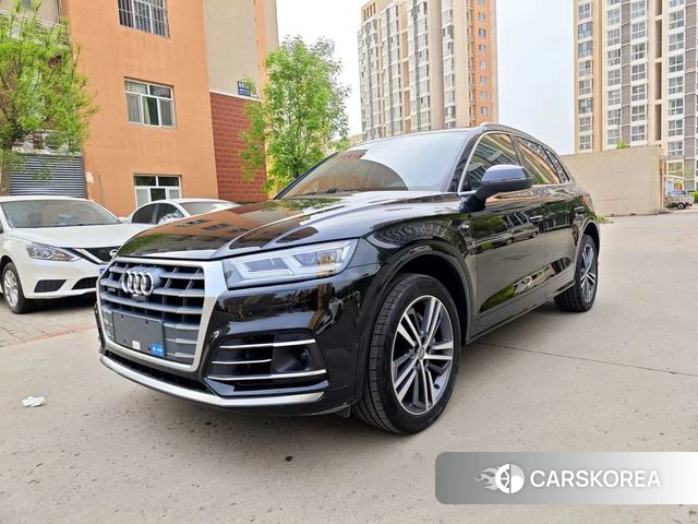 Audi Q5L 2020 Черный из Китая, фото 5