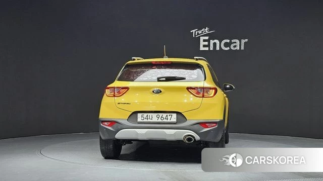 Kia Stonic id 3911987 из Кореи 14