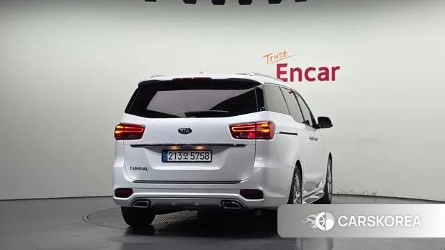 Kia The New Carnival id 3601898 из Кореи 14