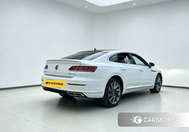 Volkswagen CC 2023 Белый из Китая, фото 4