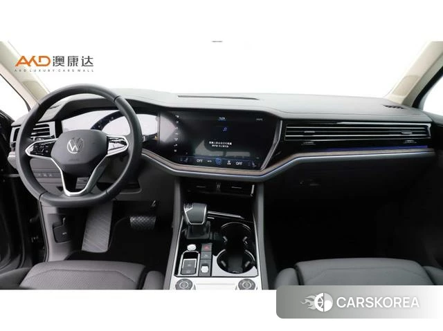 Volkswagen Touareg 2025 Черный из Китая, фото 4