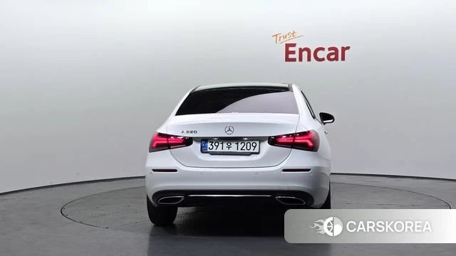 Mercedes-Benz A-Class W177 id 4330944 из Кореи 14