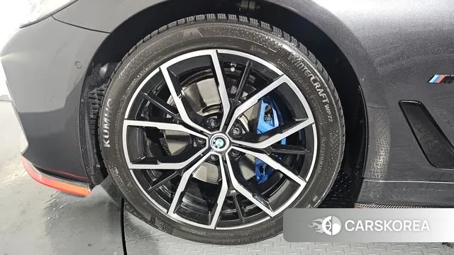 BMW 5 Series (G30) id 3650676 из Кореи 14