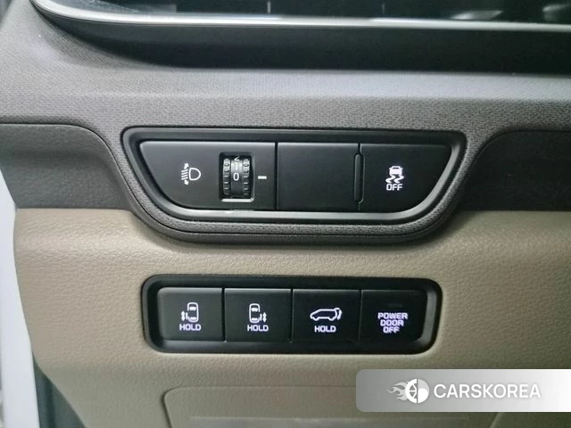 Kia The New Carnival 4th Generation id 4940949 из Кореи 14